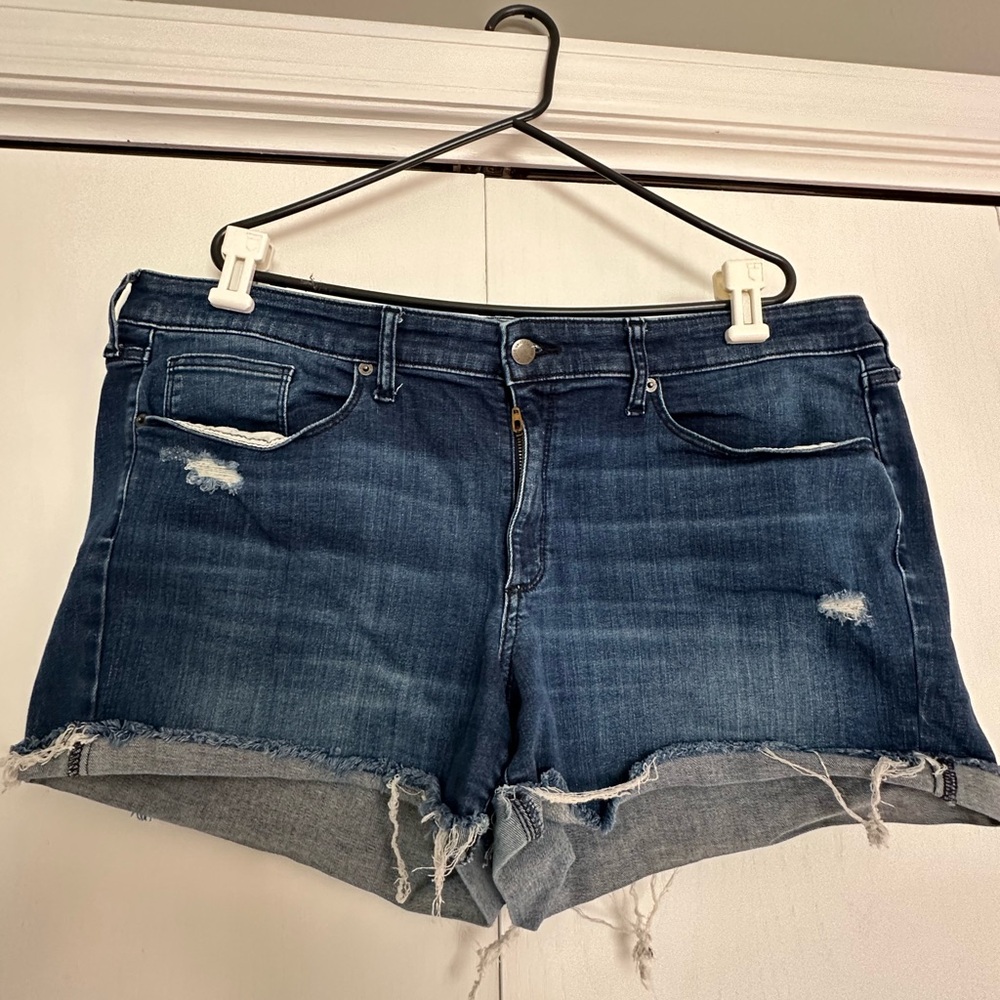 Universal Thread Jean Shorts